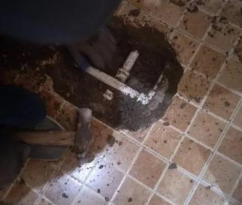 宁蒗卫生间漏水维修公司为您分享下卫生间渗水如何处理及注意事项