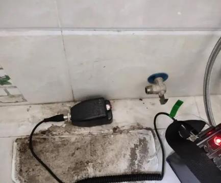 宁蒗屋顶漏水维修公司分享下卫生间漏水的危害及解决方法